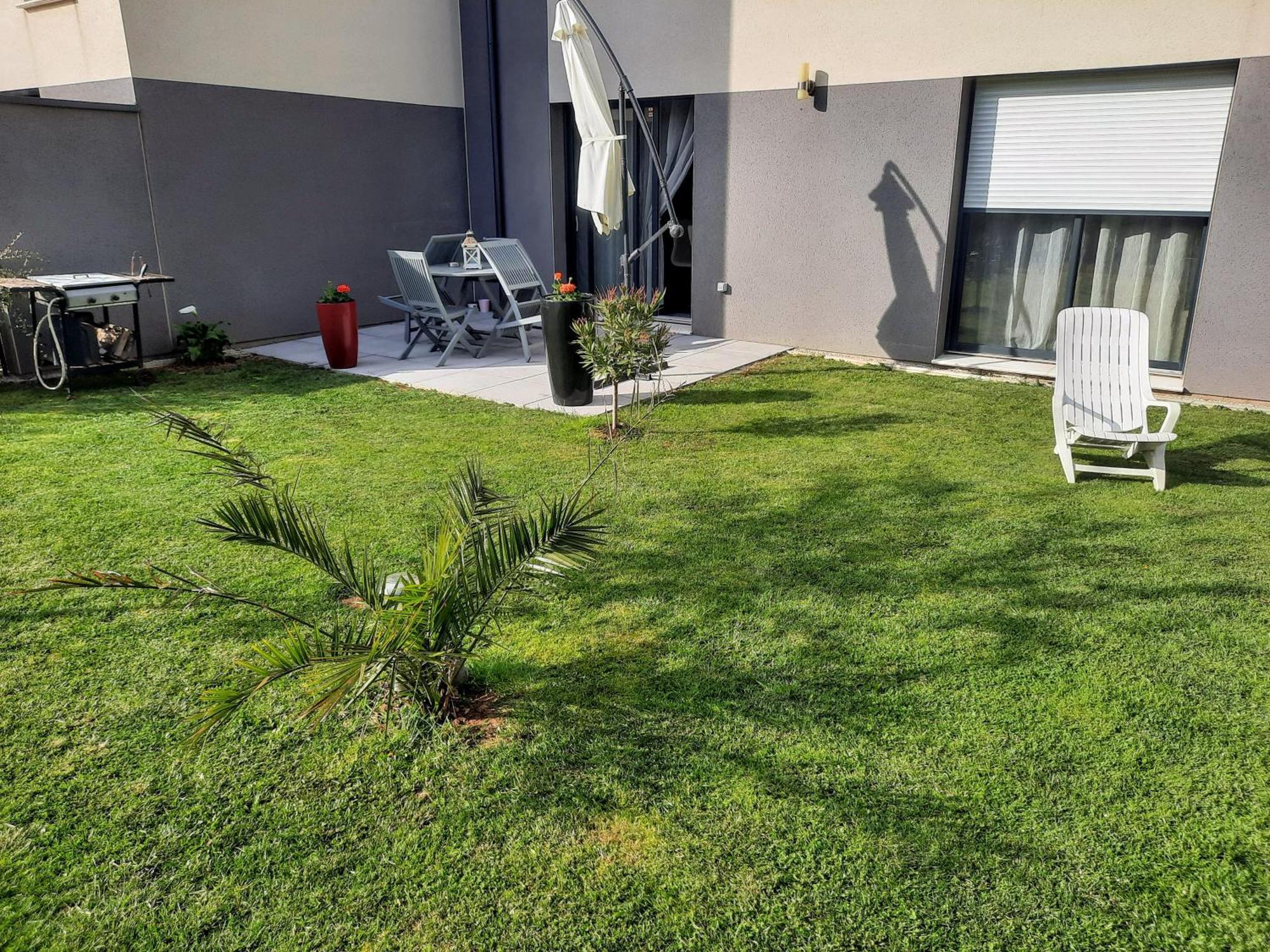 La Conviviale Apartment Bénouville Екстериор снимка
